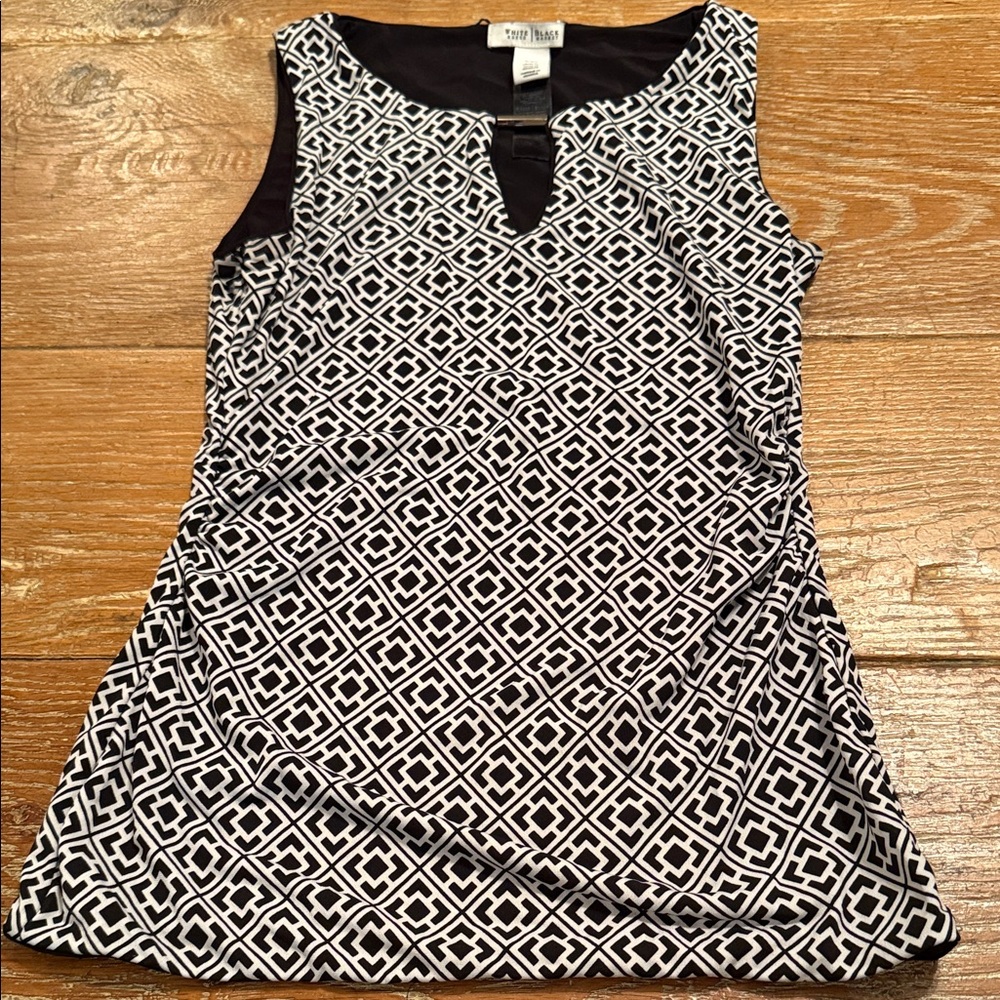 White House Black Market Black and White Geometric Blouse